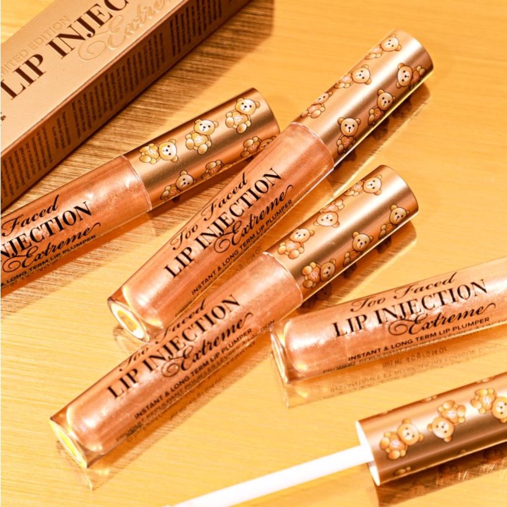 Too Faced Lip Injection Extreme Instant Long Term Lip Plumper “Bee Sting” (BNIB)